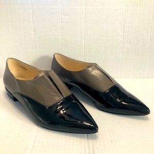 Nine West | Two-tone Black and Tan Slip On Pointed Toe Loafer Flats | Size 9